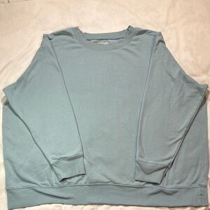 Terra & Sky Woman’s fleece crewneck sweatshirt in aqua. Size 3X GUC